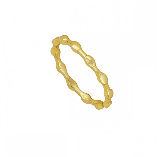 Anel Banho de Ouro e Detalhes Ovais