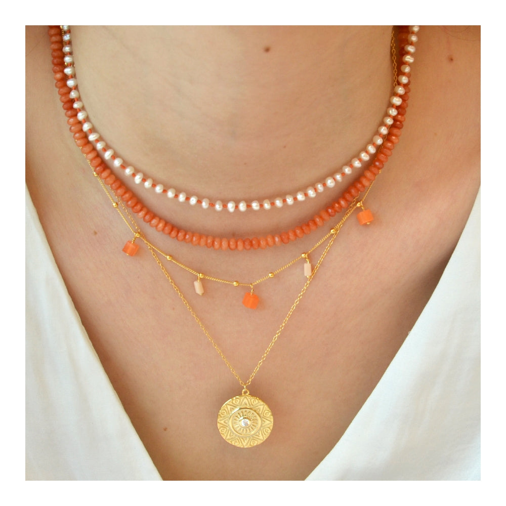 Colar de Quartzo Laranja com Acabamento em Prata de Lei Banhada a Ouro